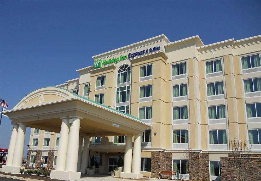 Holiday Inn Express Hotel & Suites Jackson Northeast, An Ihg Hotel Exterior foto